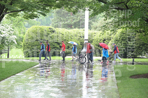 img-700