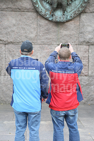 sps_0570_1011425726
