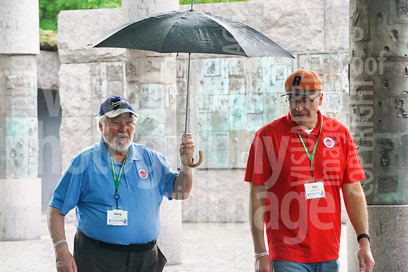 sps_0965_1043313200