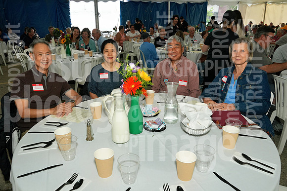 sps_0012_1044456700
