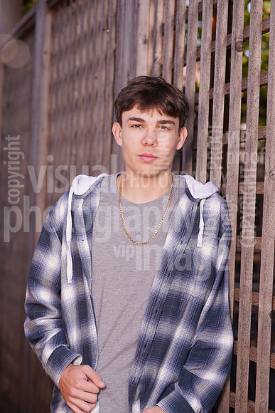 AEW00009
