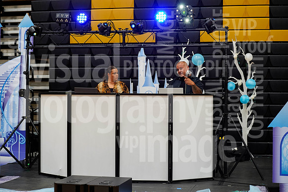 sps_0001_1033597596