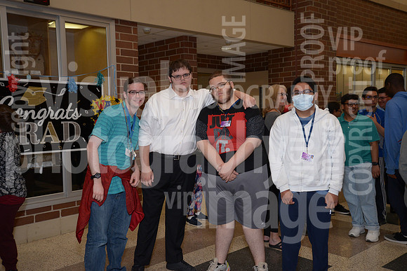 sps_0018_1013283182
