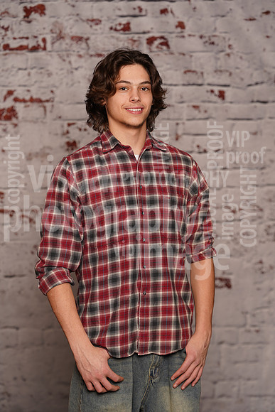 AEW00018