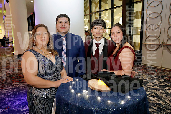 sps_0015_1048793114