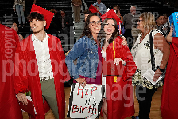 sps_0012_1037182204