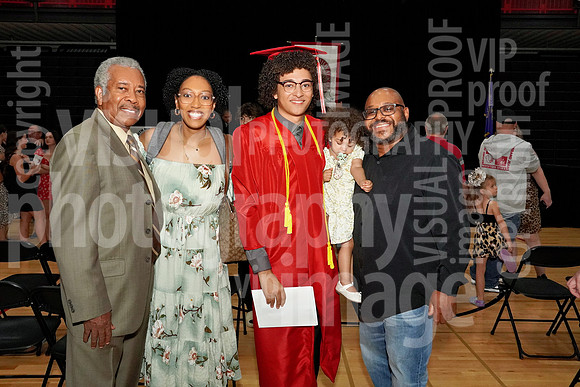 sps_0002_1037182183