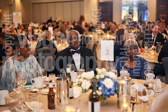 sps_0002_1049209473