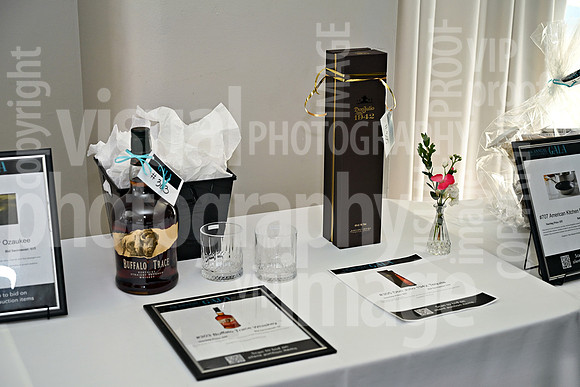 sps_0010_1050478762