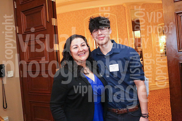 sps_0033_1012195767