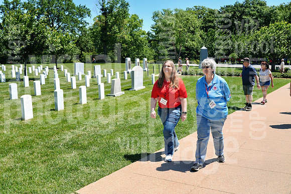 sps_0366_1051500571