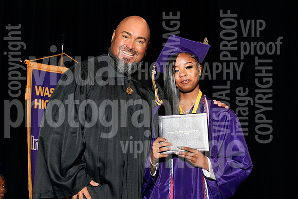 sps_0064_1051693379