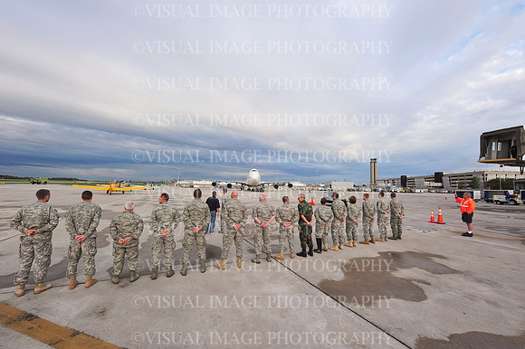 HONOR_FLIGHT10_B008-1538258907-O
