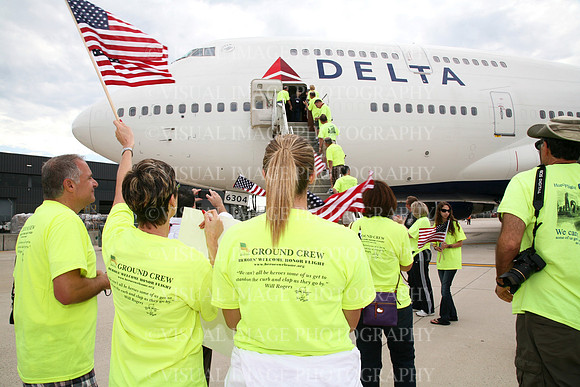 HONOR_FLIGHT10_C002-1538272888-O