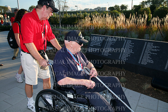 HONOR_FLIGHT10_H016-1538331800-O