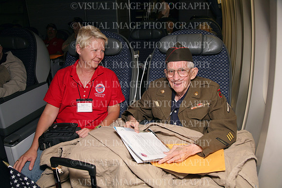 HONOR_FLIGHT10_I022-1538337056-O