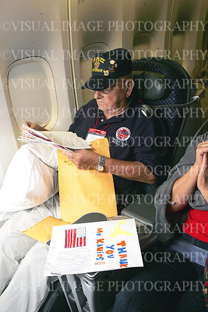 HONOR_FLIGHT10_I043-1538342484-O