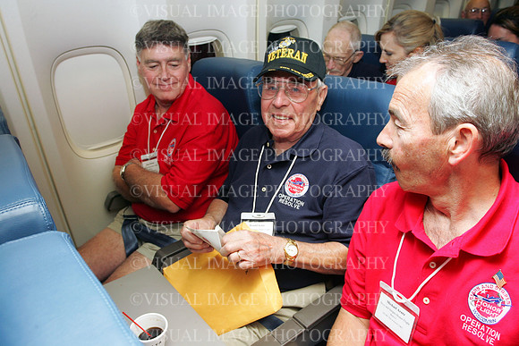 HONOR_FLIGHT10_I046-1538341417-O