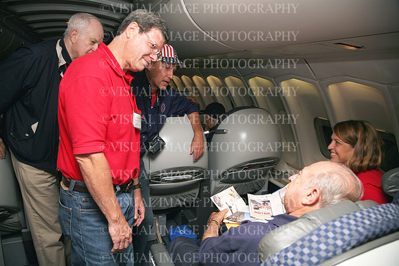 HONOR_FLIGHT10_I027-1538337670-O