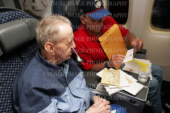 HONOR_FLIGHT10_I040-1538342710-O