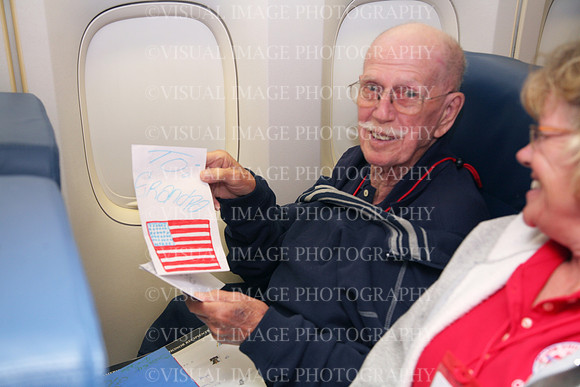 HONOR_FLIGHT10_I014-1538336615-O