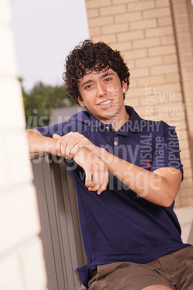 AEW00008