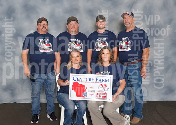 ces_0017_1052236228