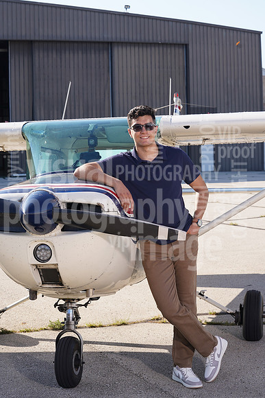 AEW00014