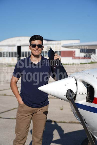 AEW00028