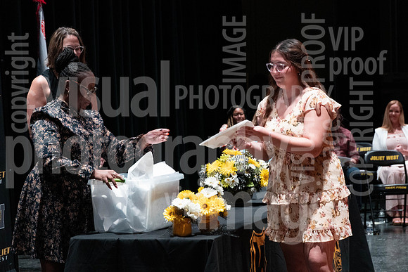 sps_0015_1013220378