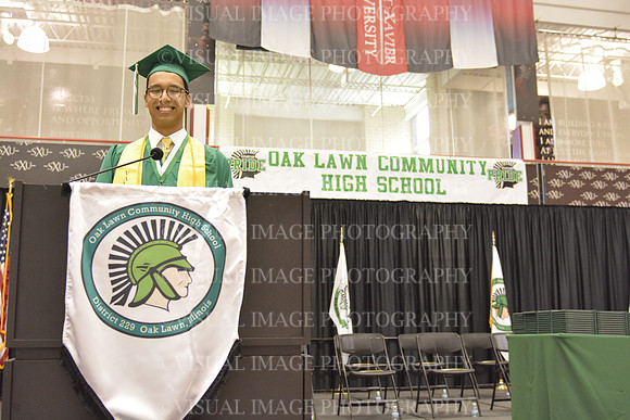 OLCH_GradCandids2016_016