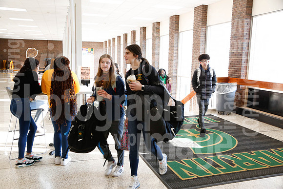 sps_0004_1008401589