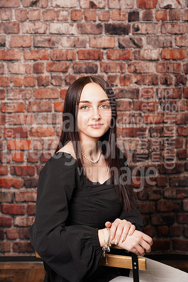 AEW00010