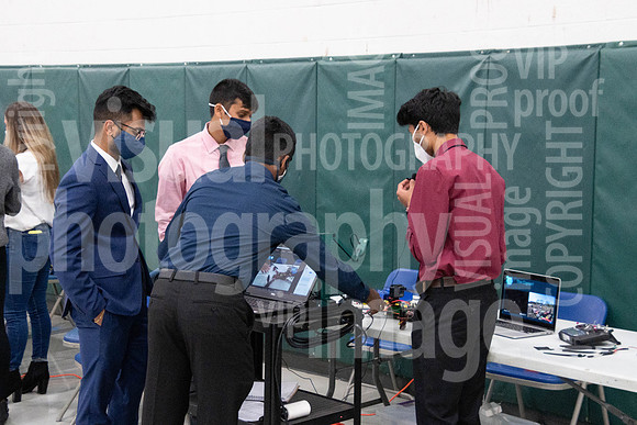 AEW1-0032