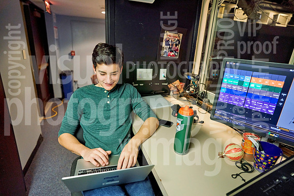 sps_0019_1034548327