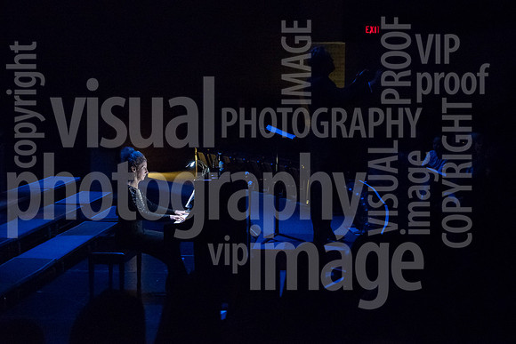 _D810003