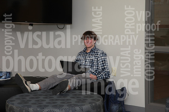 sps_0013_1008079992
