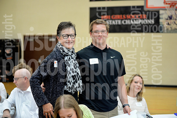 sps_0083_1036090885