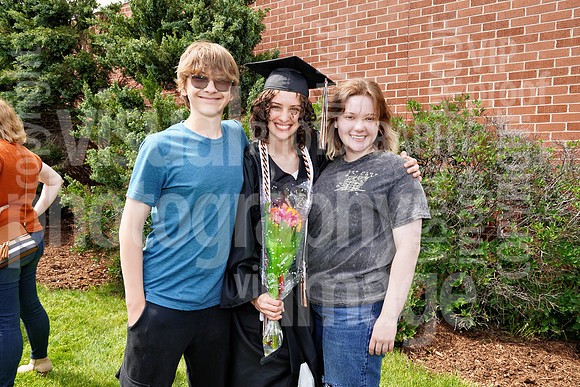 sps_0015_1037160663