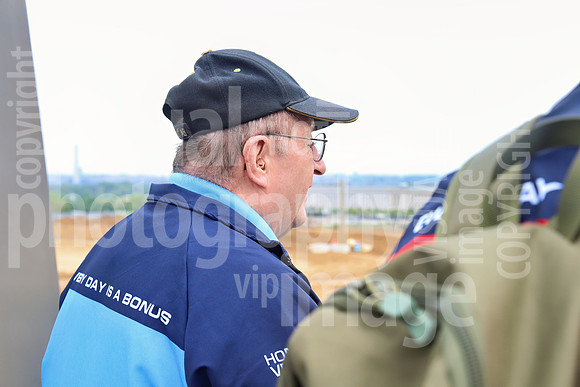 sps_0688_1043312573