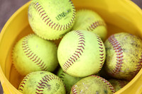 Softball Varsity Girls 4-11