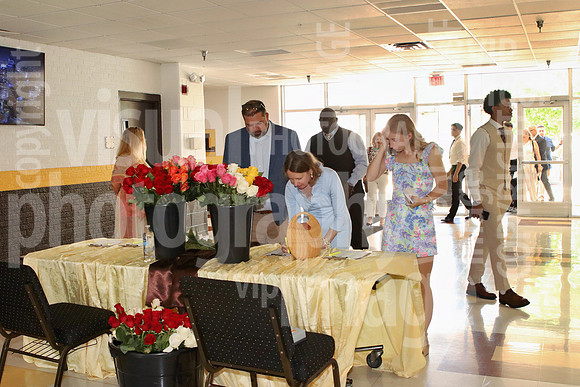 sps_0015_1037031172
