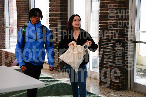 sps_0029_1008401687