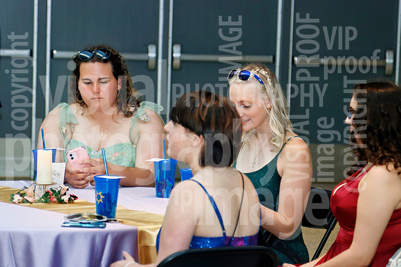 sps_0017_1037013408