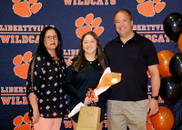 ces_0023_1035636504