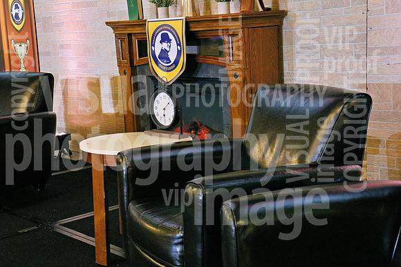 sps_0099_1043809790